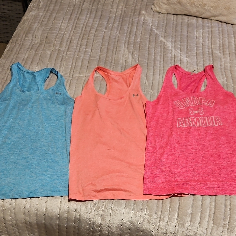 Three Under Armour Tank Tops All Extra Small